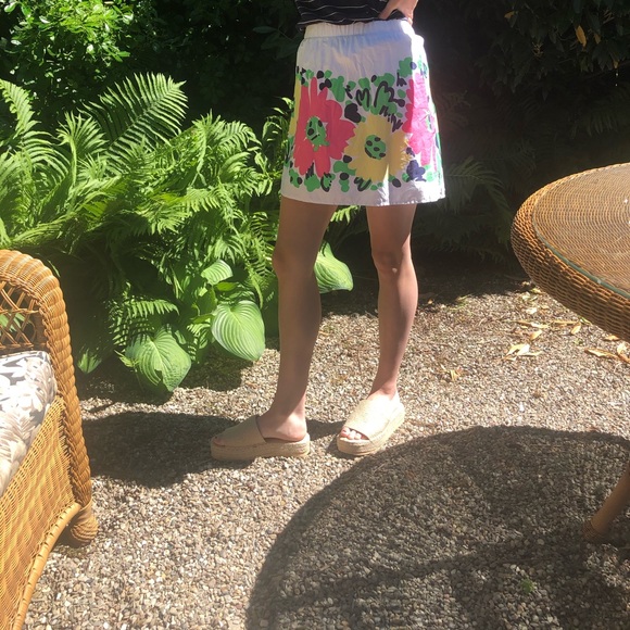 Lilly Pulitzer | Flowery Skirt - Picture 2 of 4